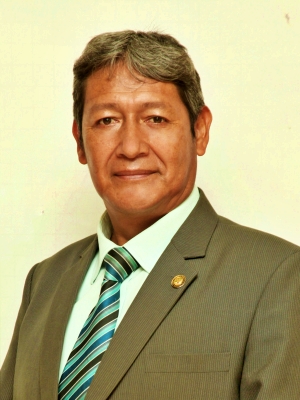 Dr. Marco Tipán